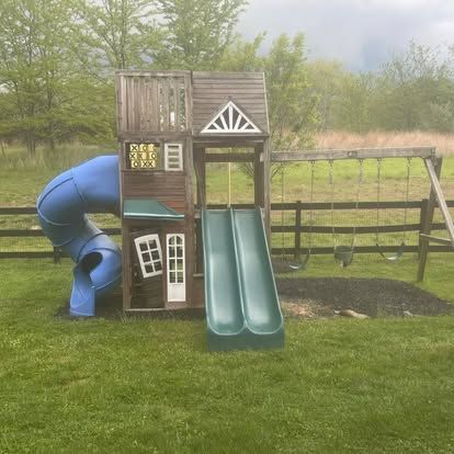 Backyard playset removal
